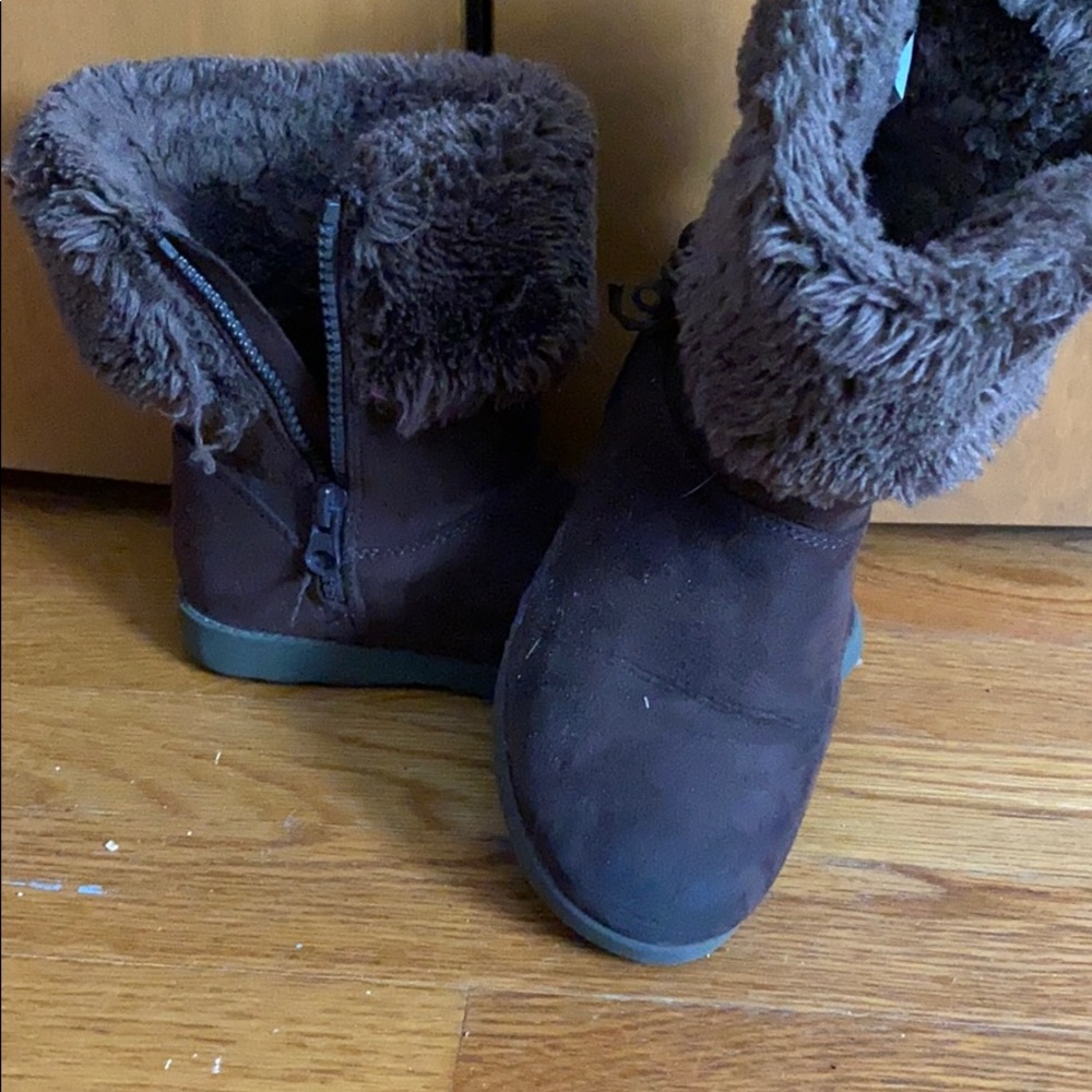 Fashion boots